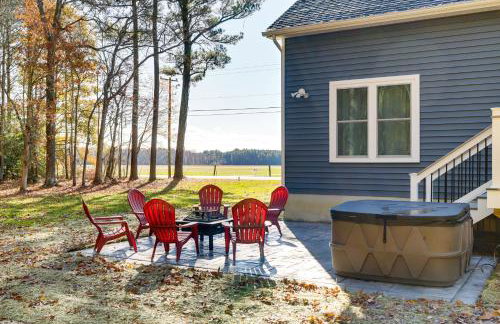 Hot Tub Haven 2 Mi to Beach! Christys Cottage - Foto 33