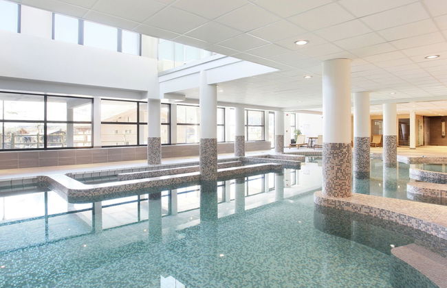 3 bedroom Apartment in La Clusaz with swimming pool and terrace - Photo 14