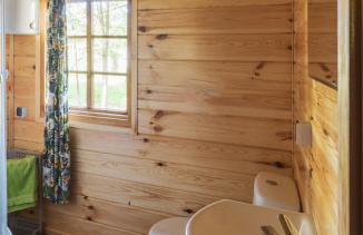 Chatka w lesie - Foto 26