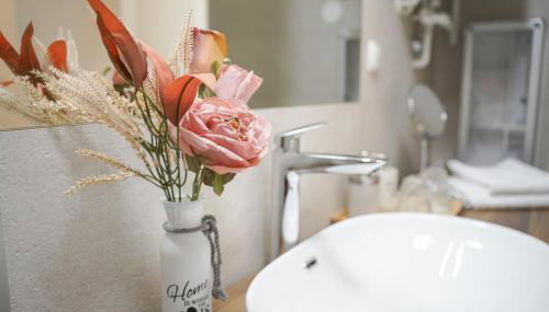 APARTIQUE ZAGREB self check in! - Foto 2