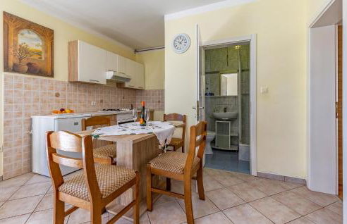 Awesome Apartment In Kavran With Wifi - Foto 6