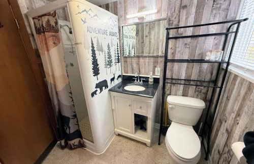 4M Cozy A-Frame in Bethlehem, NH - Fireplace, Firepit & Close to Skiing & Trails, Dogs welcome! - Photo 22