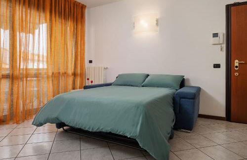 NEW - Parking - 10 min from Fiera MiRHO - sleeps 4 - Foto 13