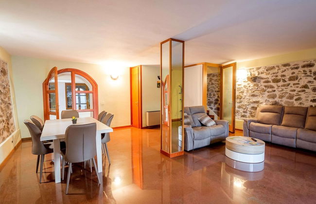 Lakeside Mansion With Pool - Foto 18