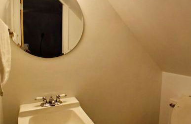 quiet 2 bedroom with fence and fire pit - Foto 11