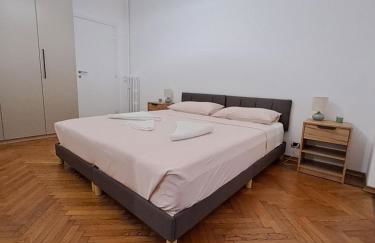 Casa Five next to Metro - Photo 13