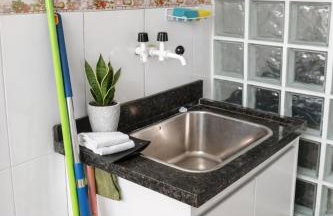 Apartamento Completo para até 6 - 3 Quartos - Garagem Coberta - Conforto de Verdade - Check-in Automático - Foto 40