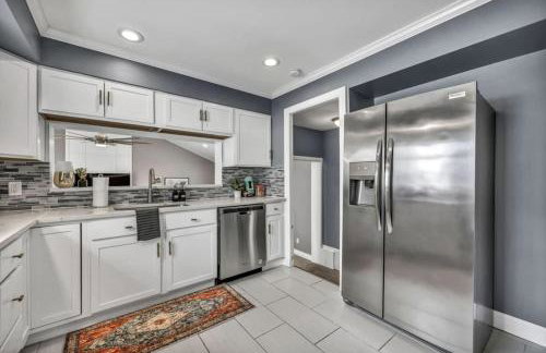 Swim and Relax In our Pool and Hot Tub and Recently Renovated - Photo 21