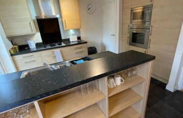 Holiday Home In Cardiff. Sleeps 6 - Foto 8