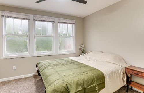 Stay Near the Derby and Downtown! Louisville Apt - Foto 11