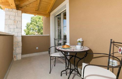 Traumhafte Villa mit beheizbarem Privatpool, Outdoor-Gym, Meerblick, in Umgebung von Weinbergen - Foto 27