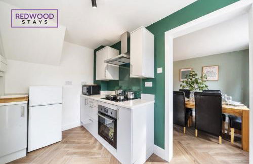 2 Bed 1 Bath House, Perfect for Corporate, Contractors & Families Free Parking, Garden, Netflix By Redwood Stays - Foto 13