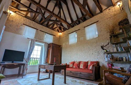 Gîte de Charme avec WiFi et Animaux Admis - FR-1-653-42 - Foto 6