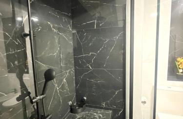 La Luna Apartment by the Sea - Photo 40