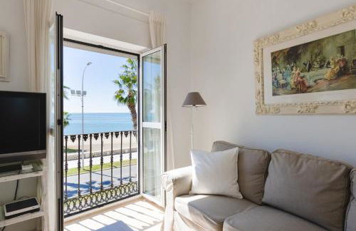 Apartamento con encanto en primera linea de playa - Photo 11