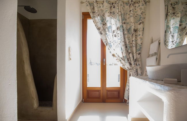 Alyko Villas - Photo 5