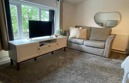 Slick Space for a Standish Stay - Photo 22