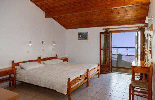 Lefteris Rooms - Foto 24