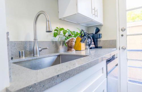 2BR Retreat Near Balboa Park - Foto 7