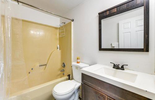 Nurse-Ready Richmond Condo 4 Mi to Medical Centers - Foto 14