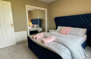 The Naburn - 3 Bed House with Free Parking & Close to City Centre - Foto 5