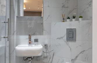 Luxurious 2 King-size bed flat with Patio - Foto 6