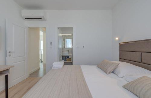 Villa Modea with Heated Pool - Foto 39