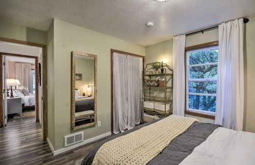 100-Year-Old Farmhouse with Hot Tub on 5 Acres! - Foto 16