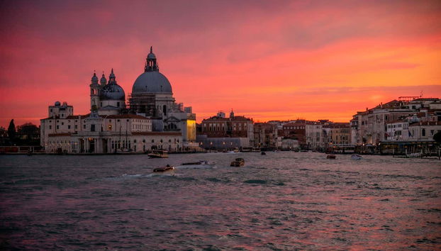 Sunset Boat Cruise - Photo 4, Sunset in Venecia