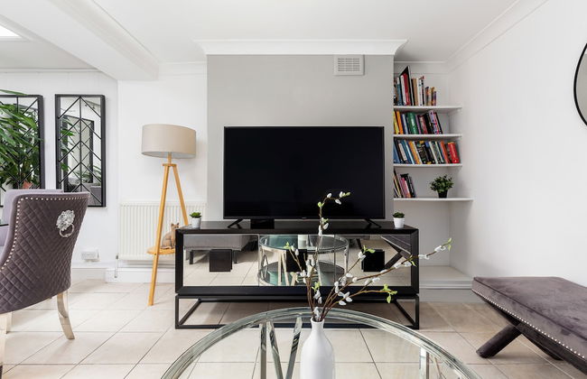 Magnificent 2 Bed Garden Flat in Oval - Foto 5