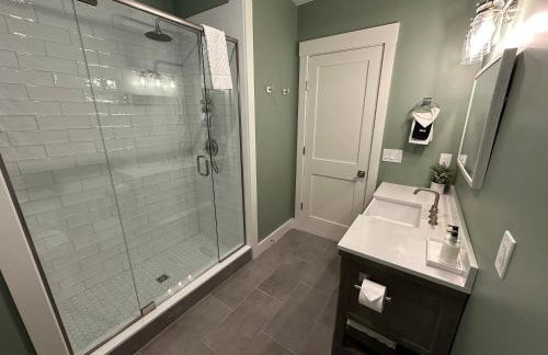 Brand New Construction! 3 Unit5 Bed Property - Foto 42