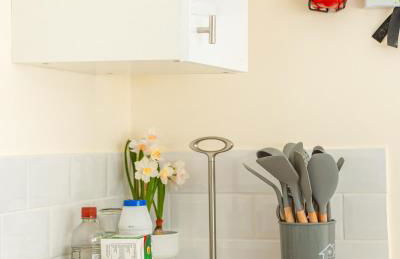 Cosy home in Reading, Berkshire - Photo 7