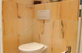 Edles Apartment in Architektenvilla mit großem Pool, Sauna, Dachterrasse und malerischem Garten - Foto 20