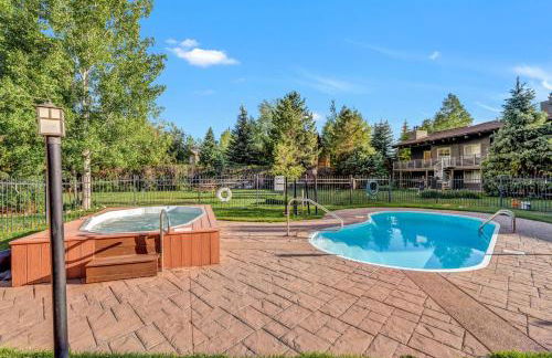 Ski Town Chalet - Foto 11