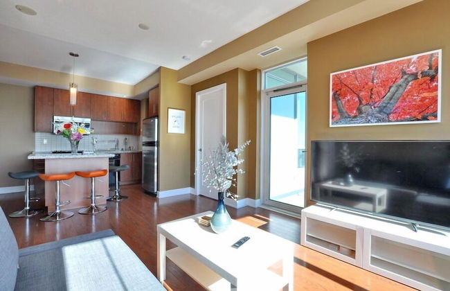 Condos with Parking & Gorgeous View - Foto 18