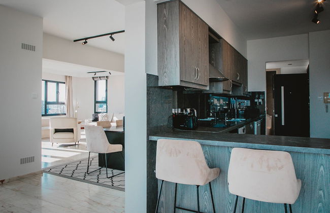 Phaedrus Living: City Center Sky Penthouse - Photo 14