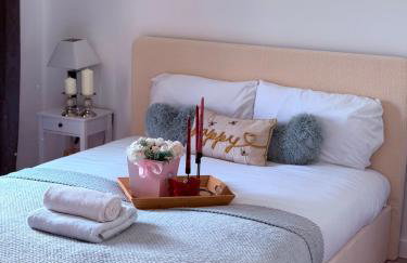 Cozy Escape Garden Flat - Photo 2