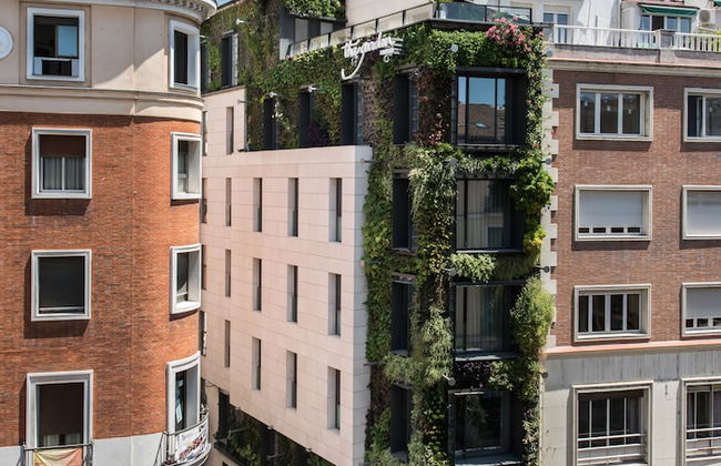 The Garden Suites - Photo 53