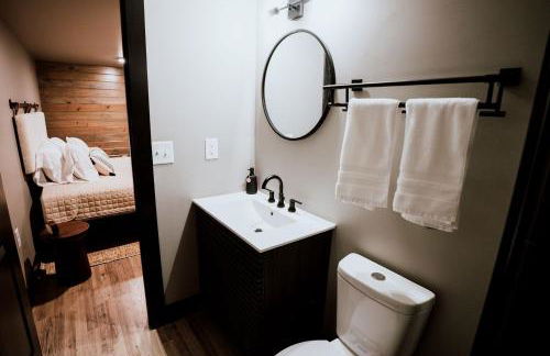 Modern Cabin on Weiss Lake, Cedar Bluff, Alabama - Foto 13