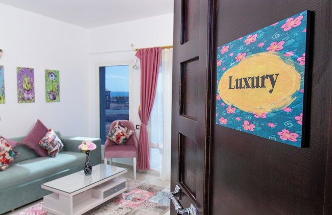 Luxury Apartment up to 3 Persons - Feel Home Away From Home - Foto 6