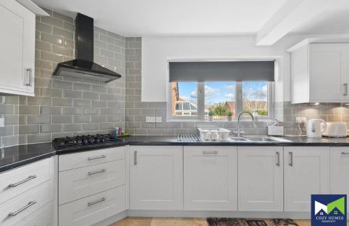 SPACIOUS, Quiet, 5 Bed 2 Bath House with Free Parking, near NEC, Airport & Solihull - Foto 12