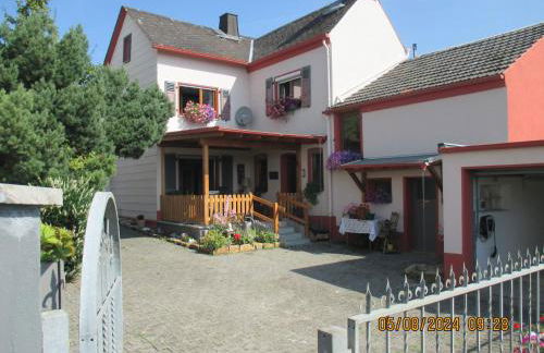 Casa Schönblick & E-Ladestation-Bike Garage - Photo 1