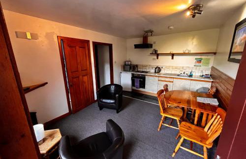 Snowgoose Apartments & Bunkhouse - Foto 17