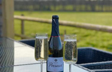 Luxury Boutique retreat, hot tub, dog friendly - Foto 79