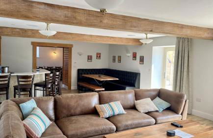 8 Bed in Biggin oc-w34369 - Photo 7