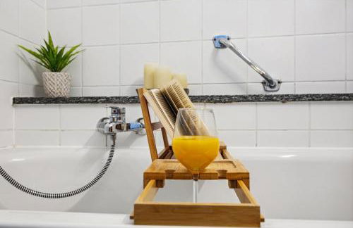 Gelbe Koffer - Family & Business 2 SZ Apartment in Neunkirchen - Self-Check-in - Balkon - Parkplatz - bis 5 Pers - Foto 29