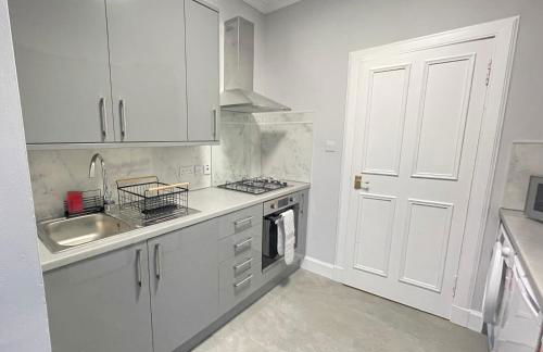 Celtic Apartment in the Heart of Central Edinburgh - Photo 10