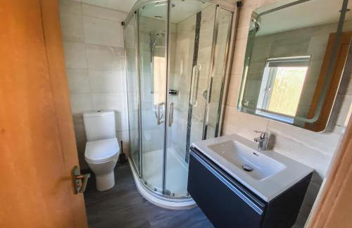 20min to Edinburgh City Centre Scotland Gateway - Photo 12