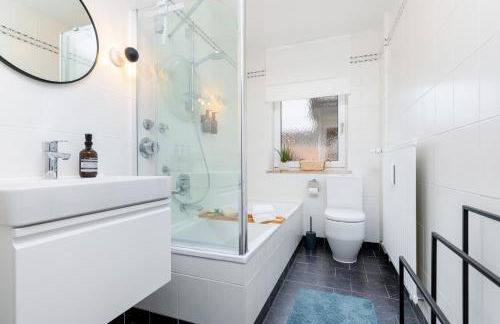 UNiQE - design apartment - SKY-TV - kitchen - free parking - Foto 6