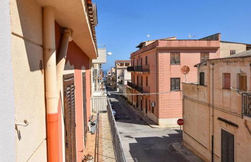 Cozy Apartment In Trappeto With Wifi - Photo 9